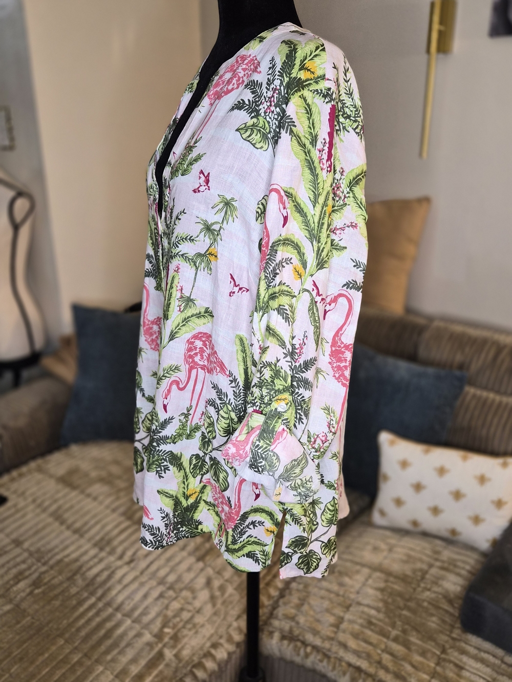 100% Linen - Flamingo Print Lightweight Women’s Blouse - Pink/Green - Picture 4 of 7